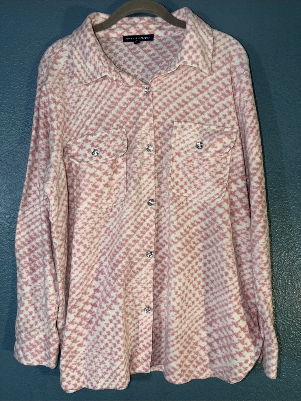 Adrienne Vittadini Pink and Cream Houndstooth Button-Down Shirt